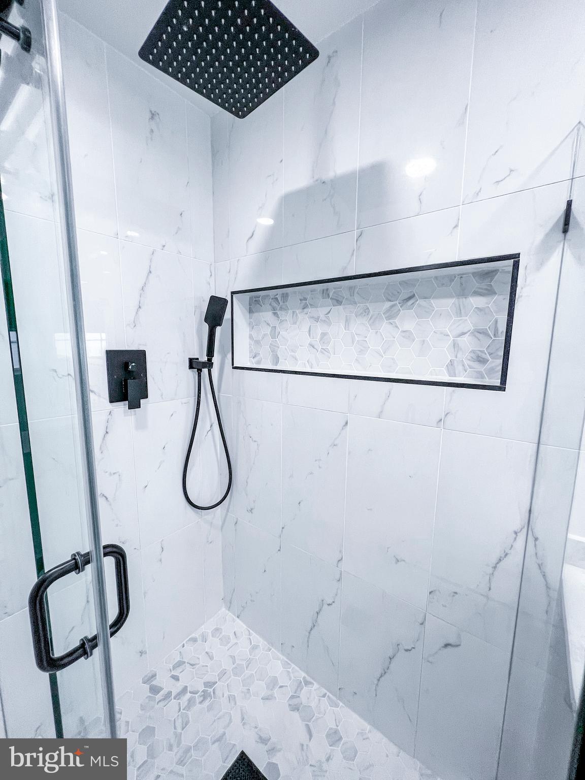 CENTREVILLE - Residential Lease