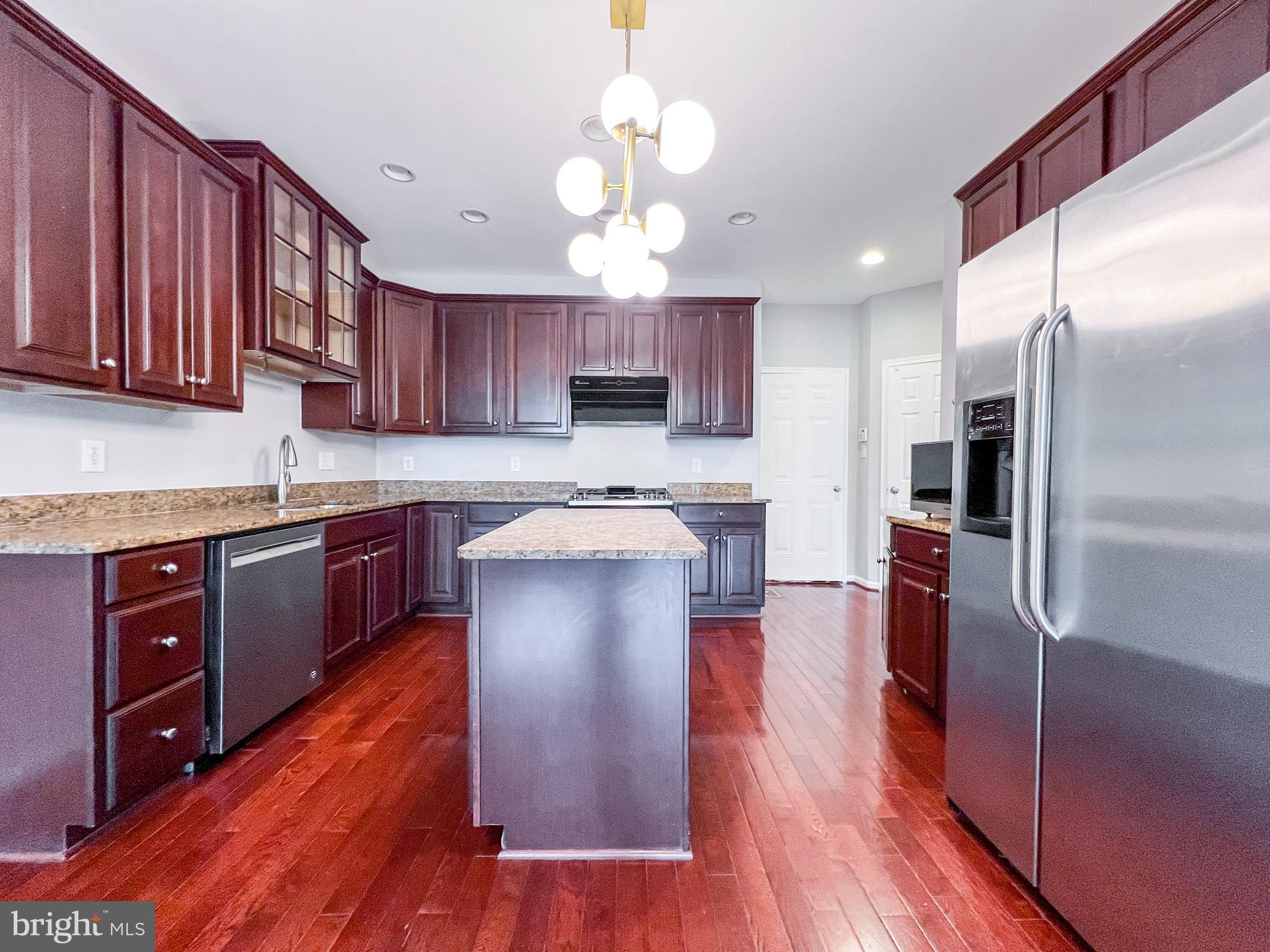 CENTREVILLE - Residential Lease