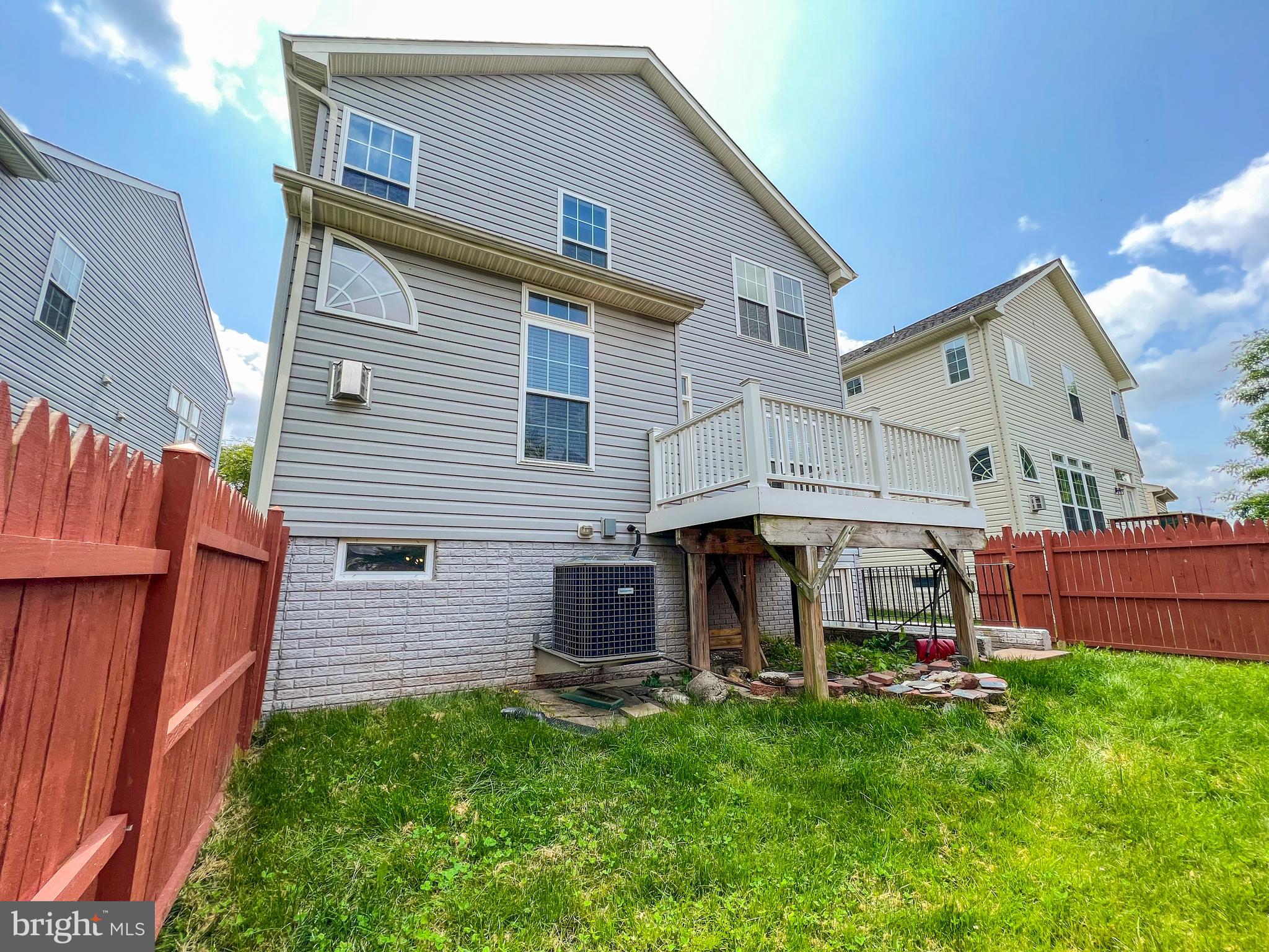 CENTREVILLE - Residential Lease