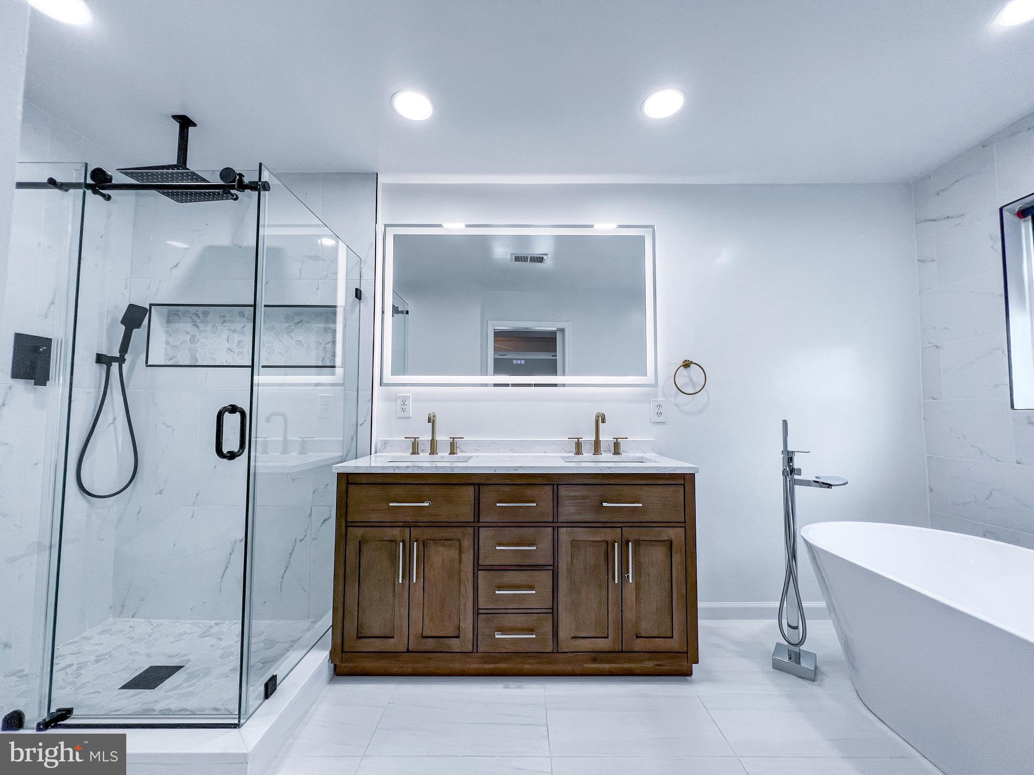 CENTREVILLE - Residential Lease