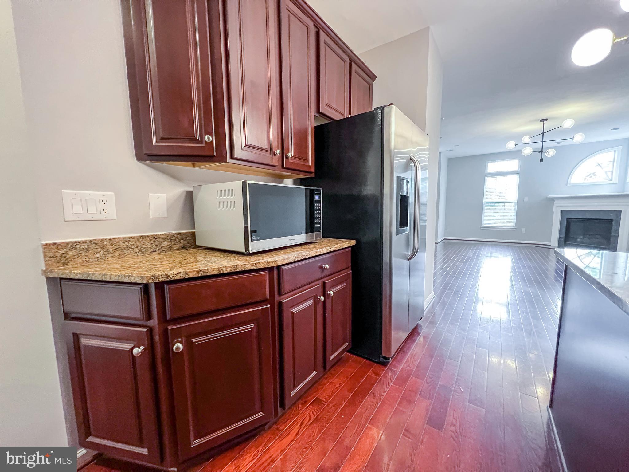 CENTREVILLE - Residential Lease