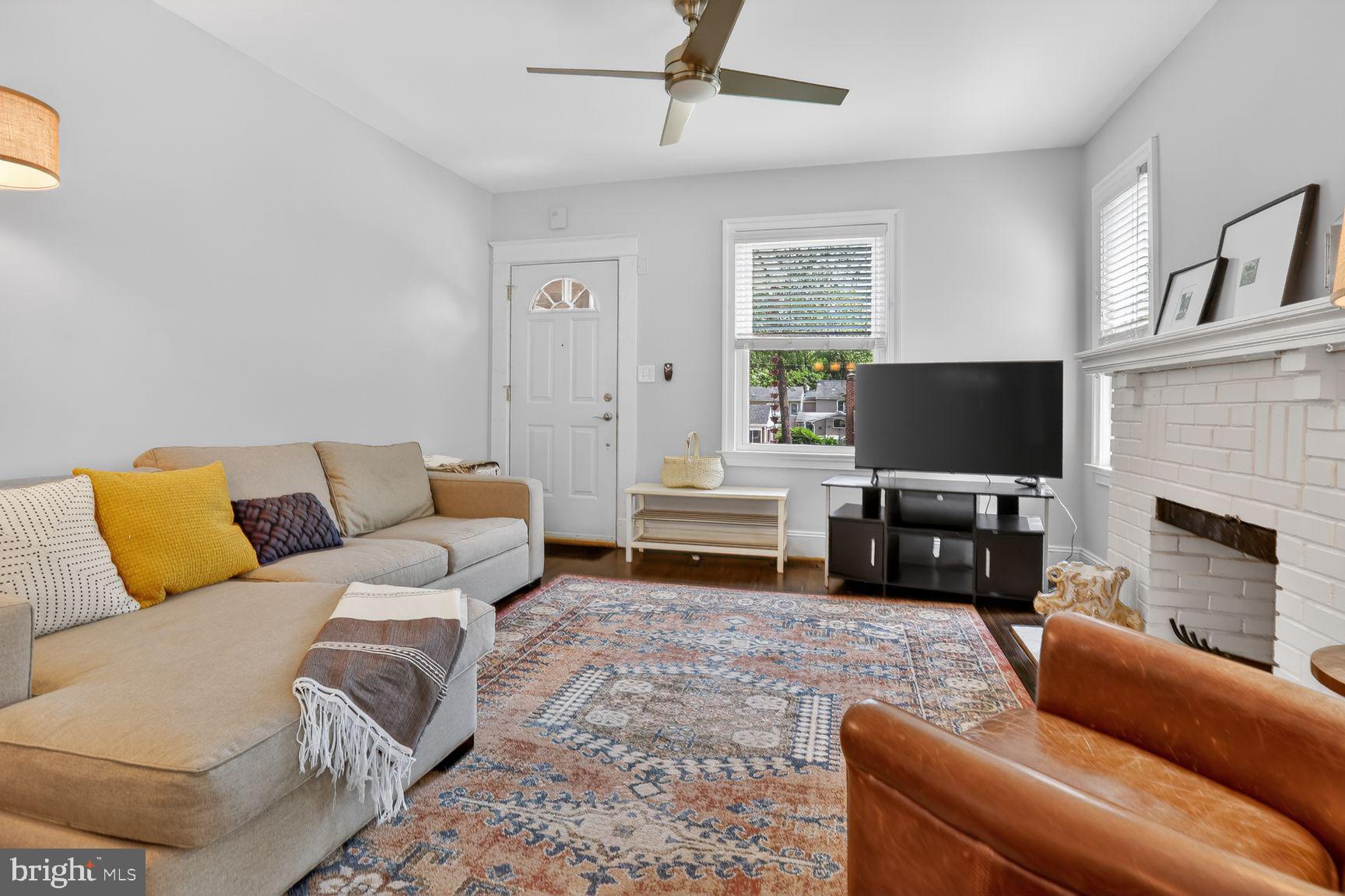 OAKCREST - Residential