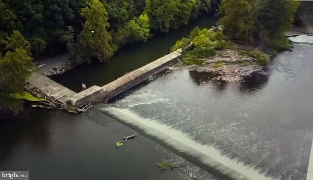 Mont Clare, Pennsylvania 19453, United States, 3 Bedrooms Bedrooms, ,2 BathroomsBathrooms,Residential,Active,7602