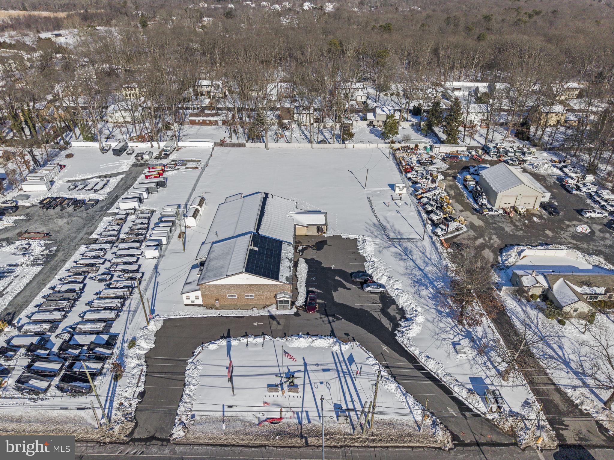 1940 N BLACK HORSE PIKE