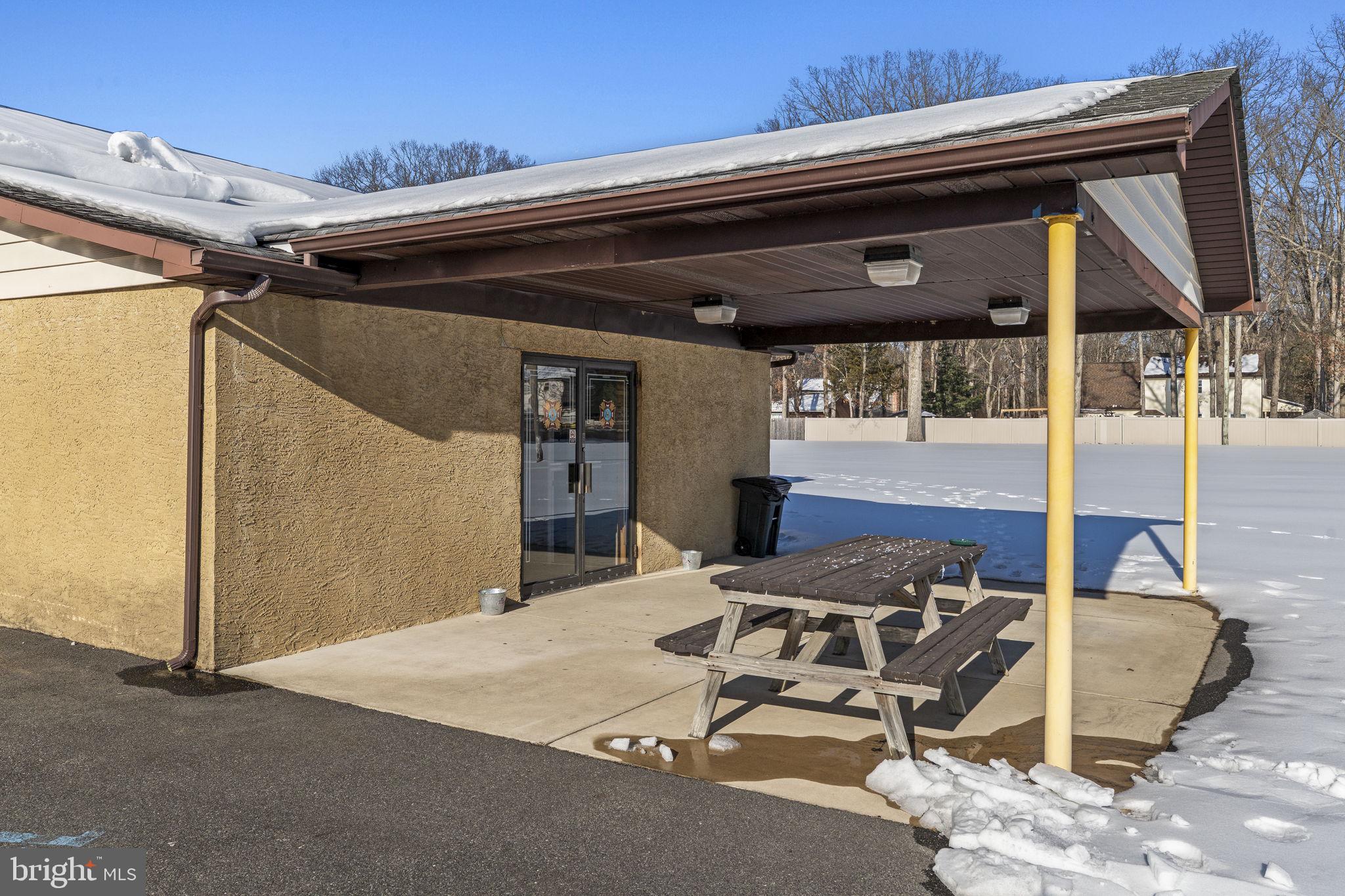 1940 N BLACK HORSE PIKE