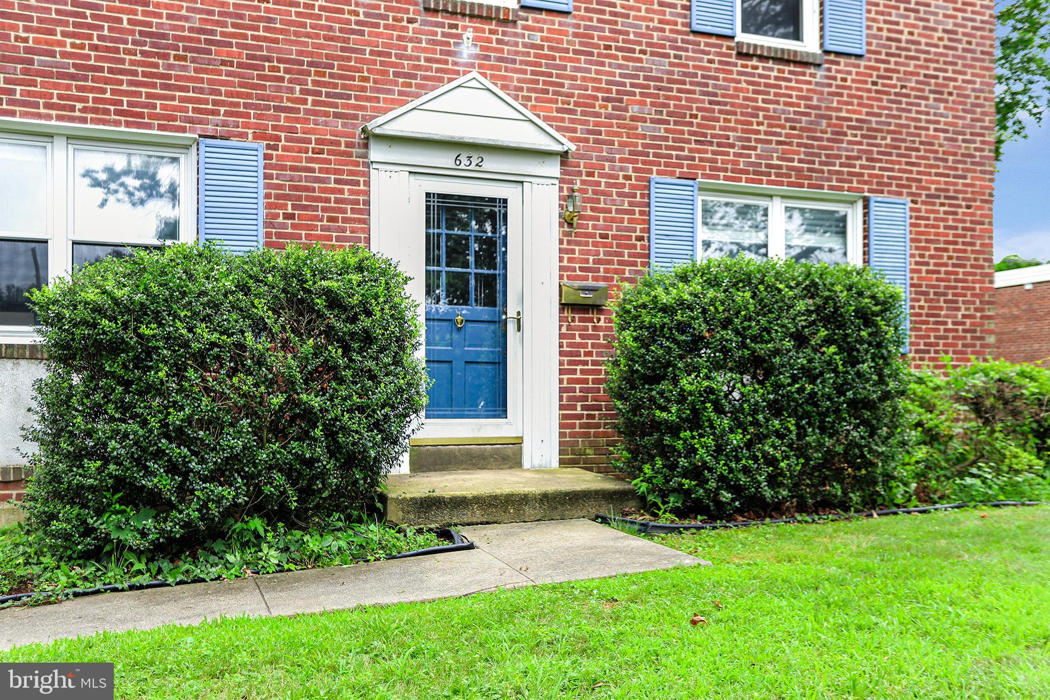 632 DUTTON CIRCLE