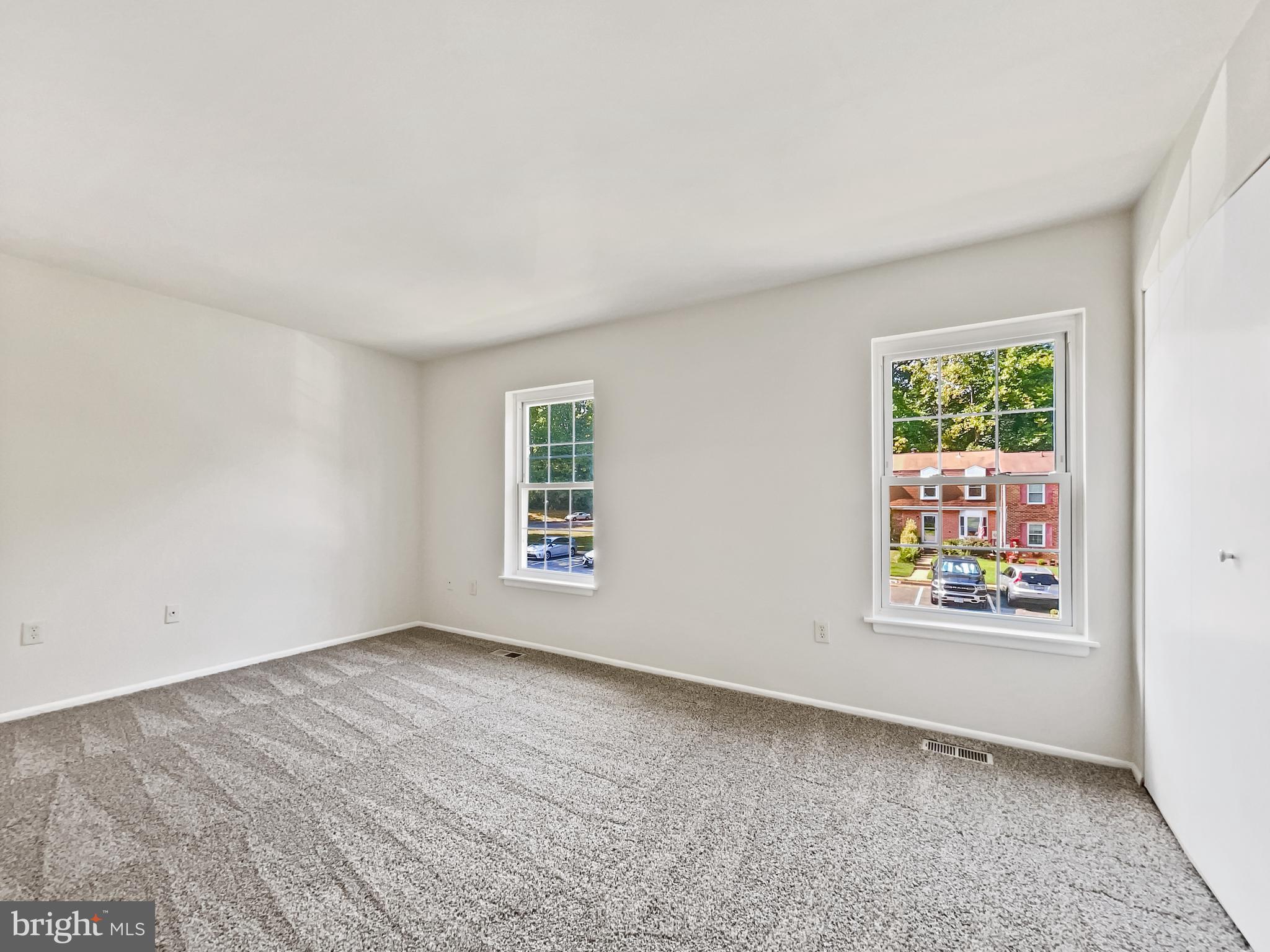 SHANNON STATION - Residential