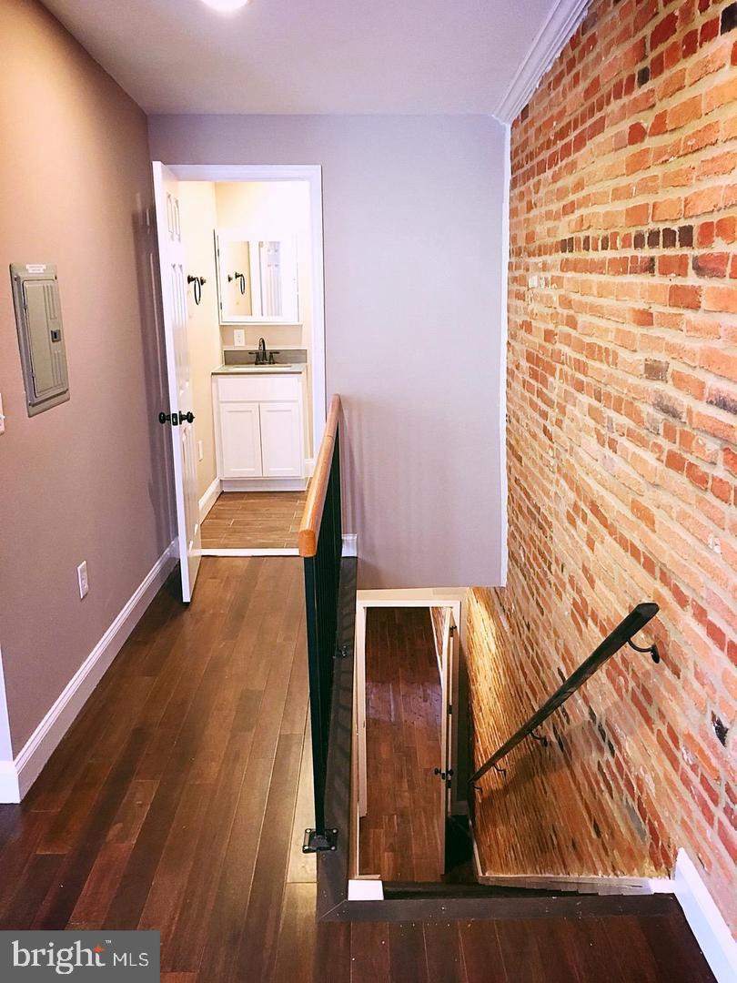 FEDERAL HILL HISTORIC DISTRICT - Residential Lease