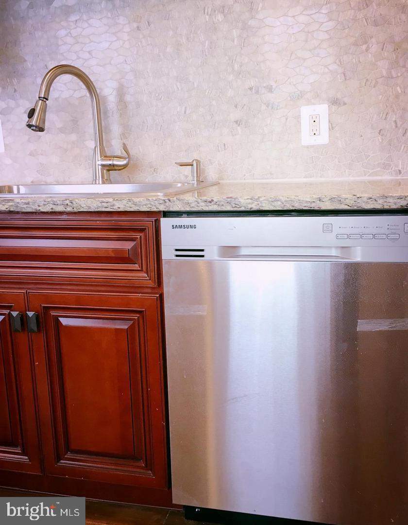 FEDERAL HILL HISTORIC DISTRICT - Residential Lease