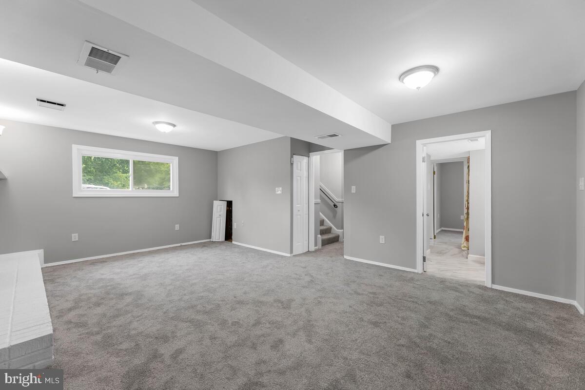 SPRING BRANCH ESTATES - Residential