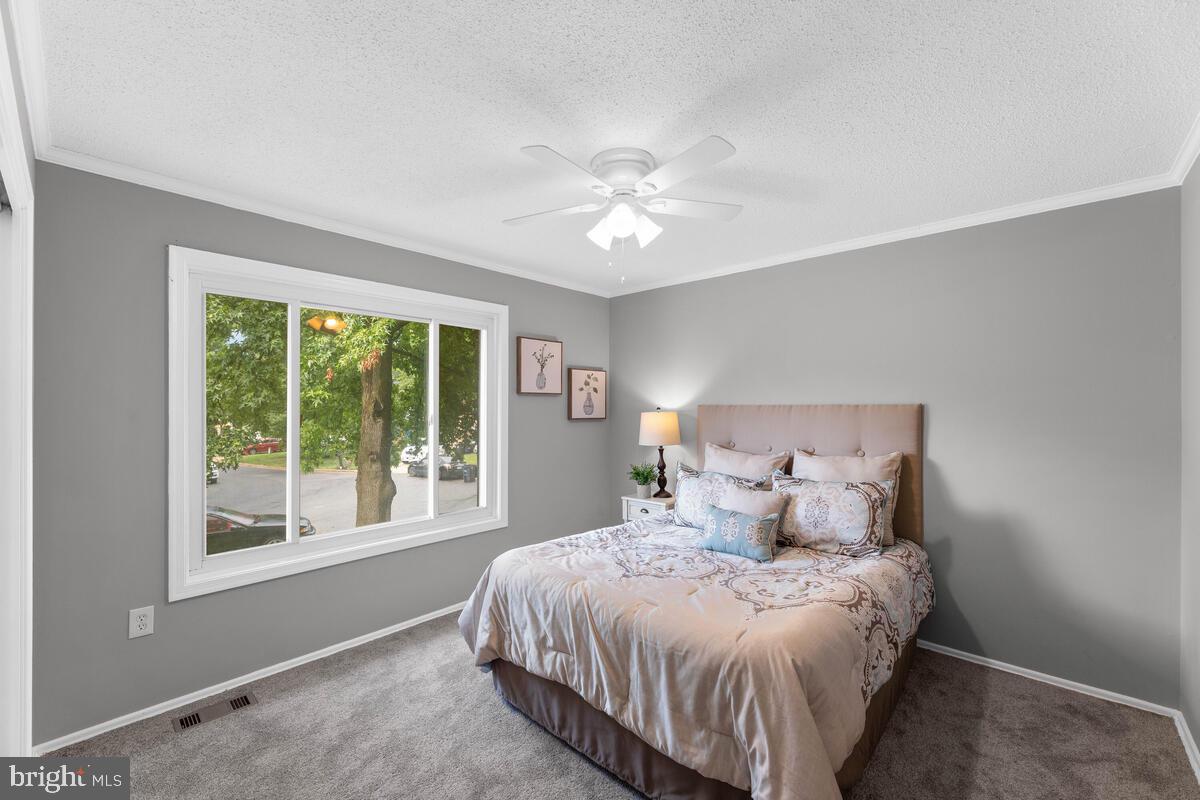 SPRING BRANCH ESTATES - Residential