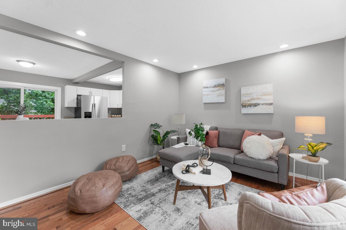 SPRING BRANCH ESTATES - Residential