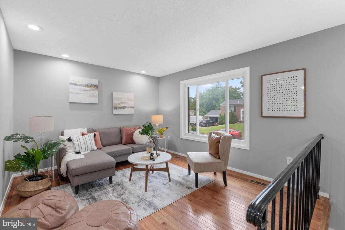 SPRING BRANCH ESTATES - Residential