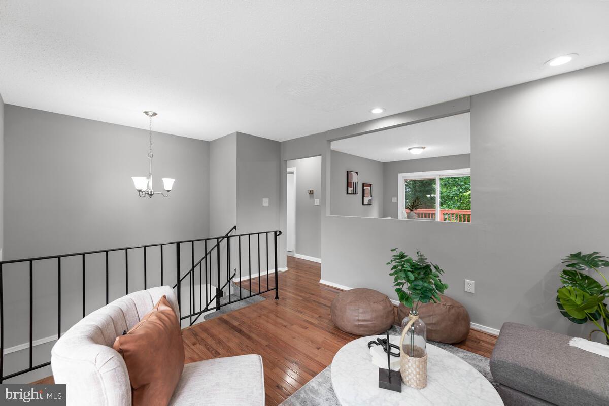 SPRING BRANCH ESTATES - Residential