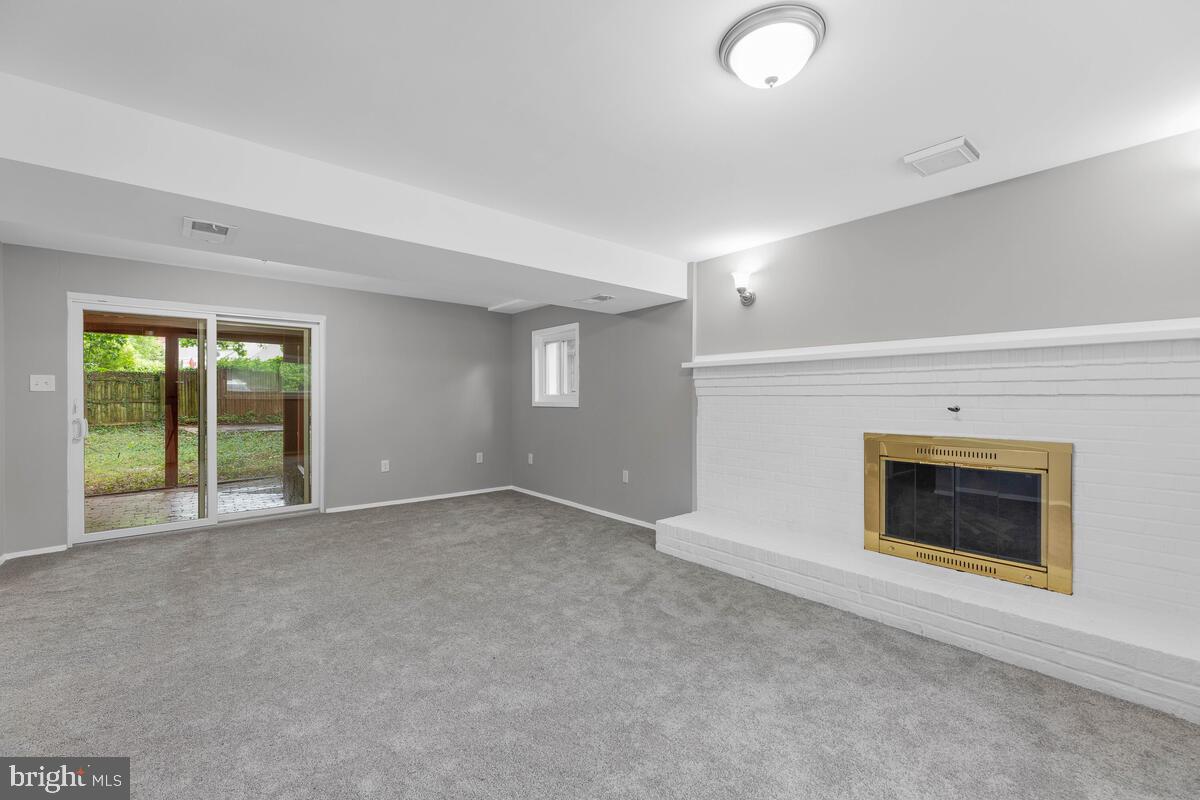 SPRING BRANCH ESTATES - Residential