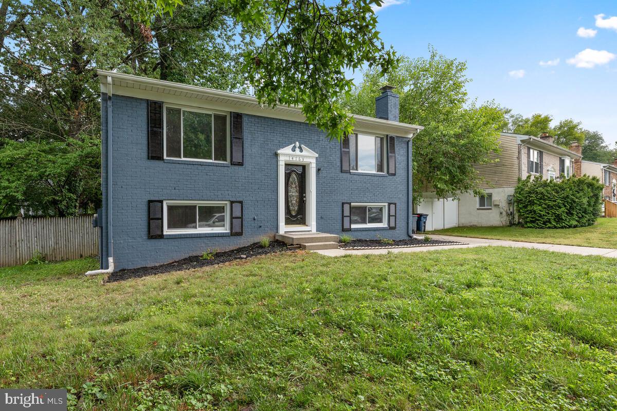 SPRING BRANCH ESTATES - Residential