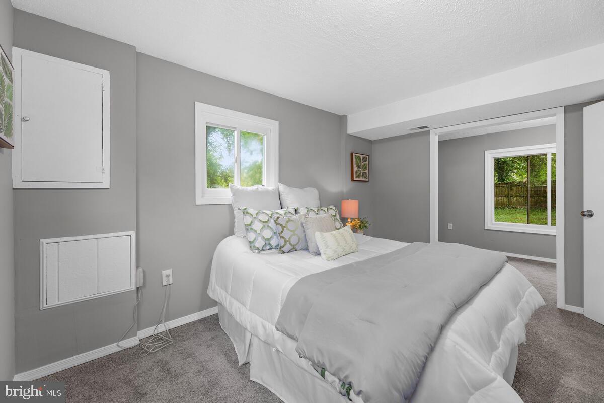 SPRING BRANCH ESTATES - Residential