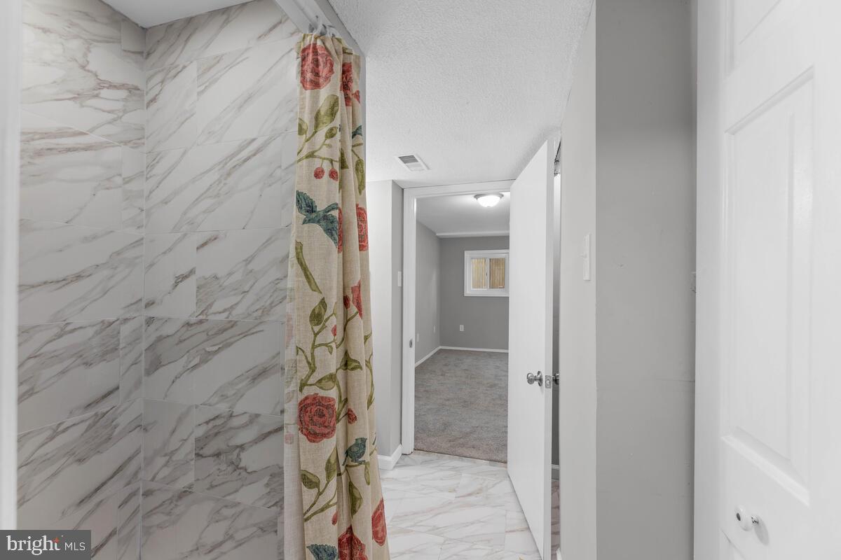 SPRING BRANCH ESTATES - Residential