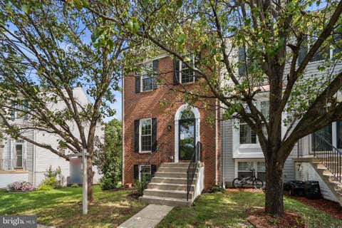 Photo of 45598 Grand Central Square, STERLING, VA 20166 (MLS # VALO2133550)