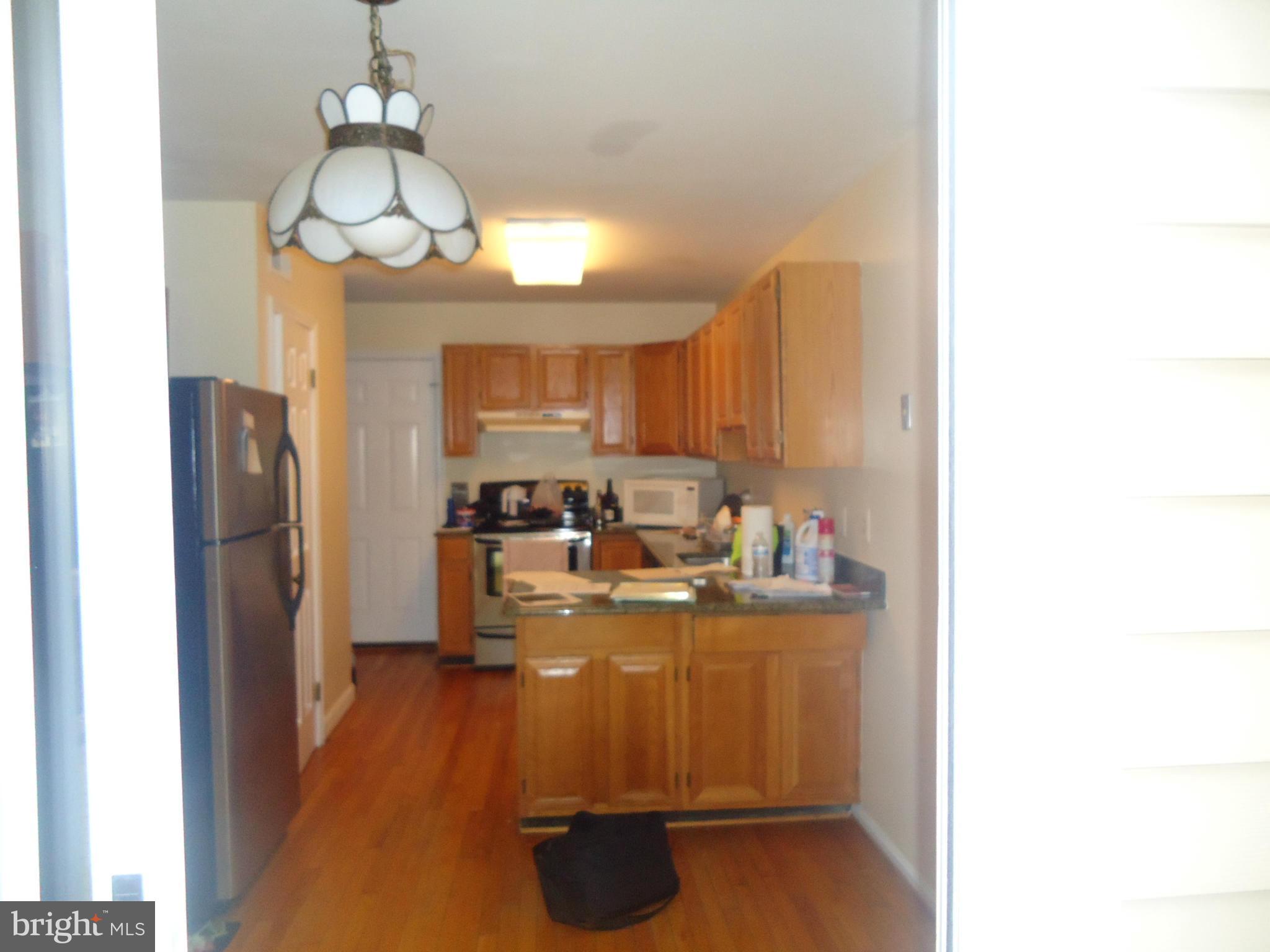 LAUREL LAKES - Residential