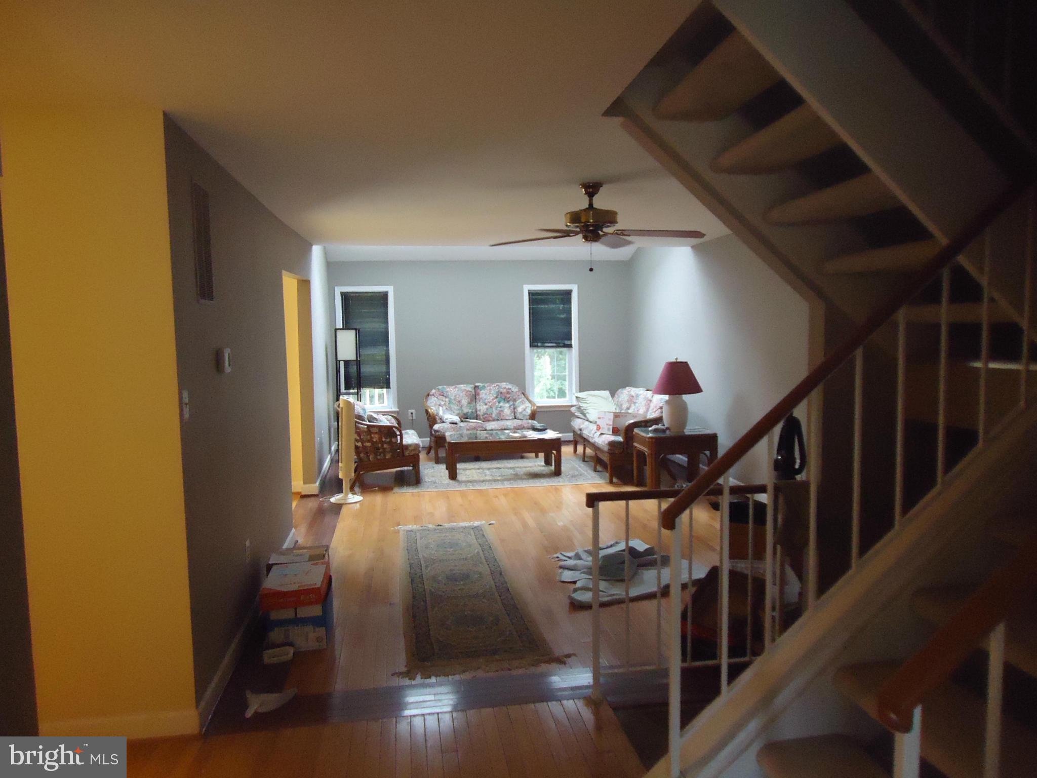 LAUREL LAKES - Residential