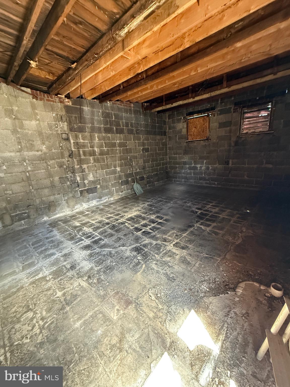 CHESTER CITY - Commercial Sale