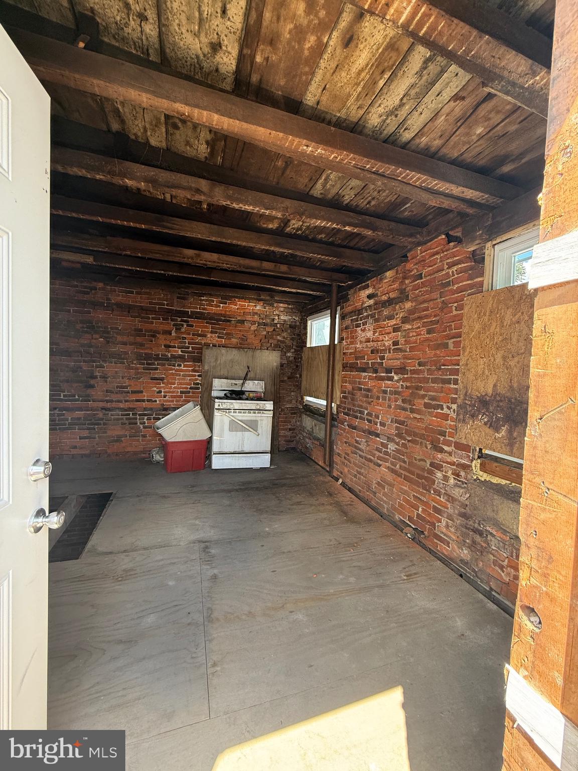 CHESTER CITY - Commercial Sale