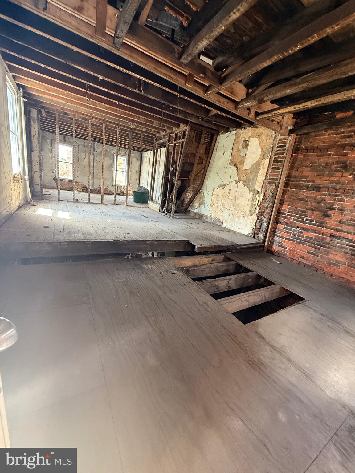 CHESTER CITY - Commercial Sale