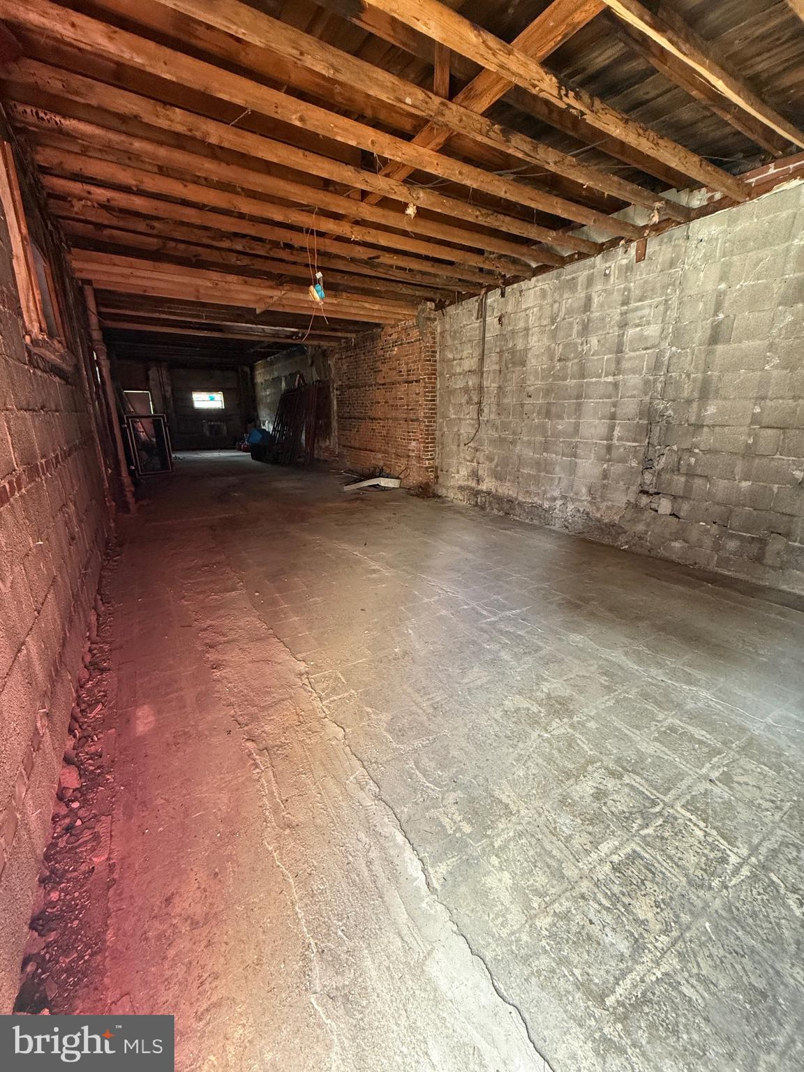 CHESTER CITY - Commercial Sale