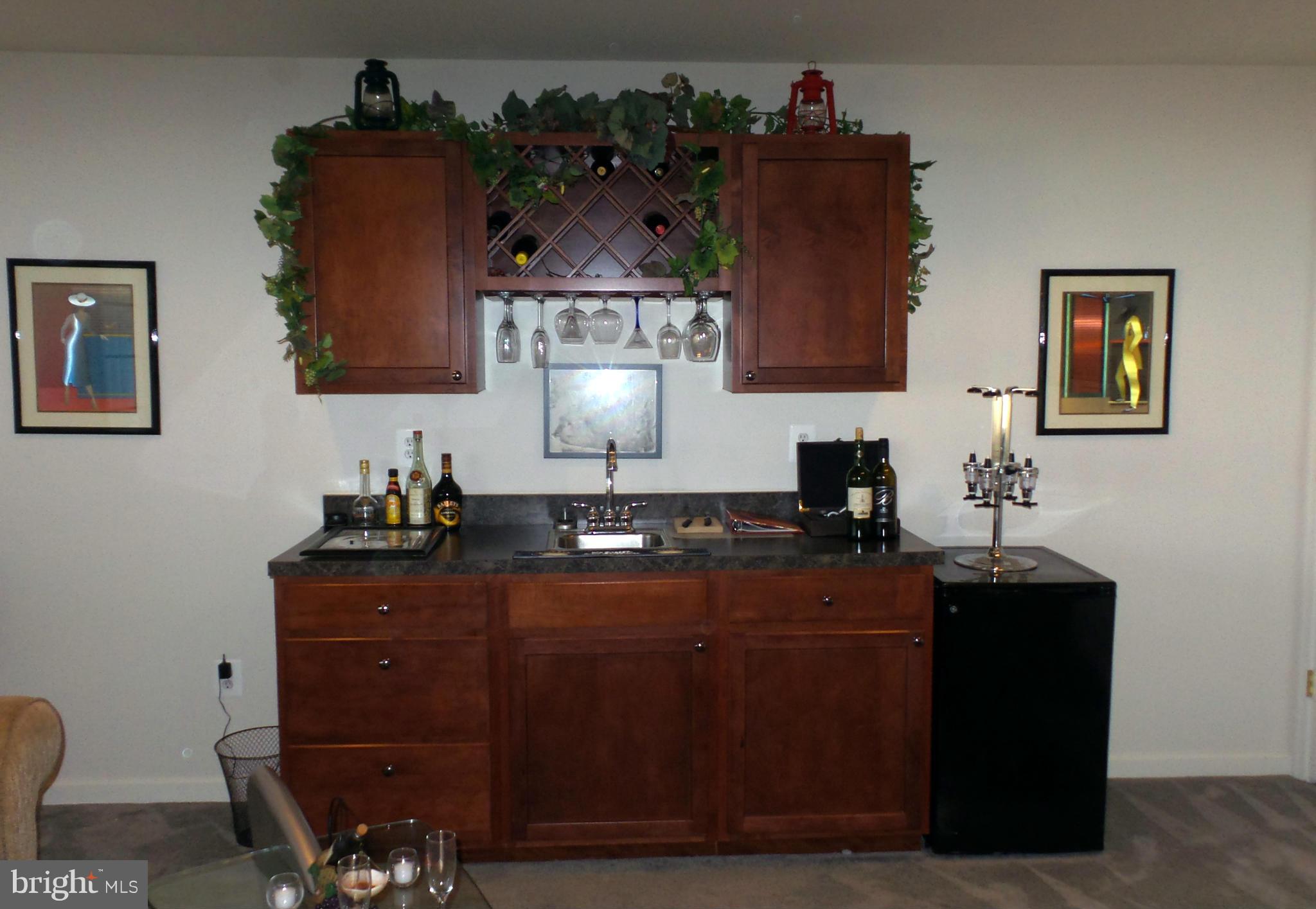 VILLAS AT SNOWDEN OVERLOOK - Residential