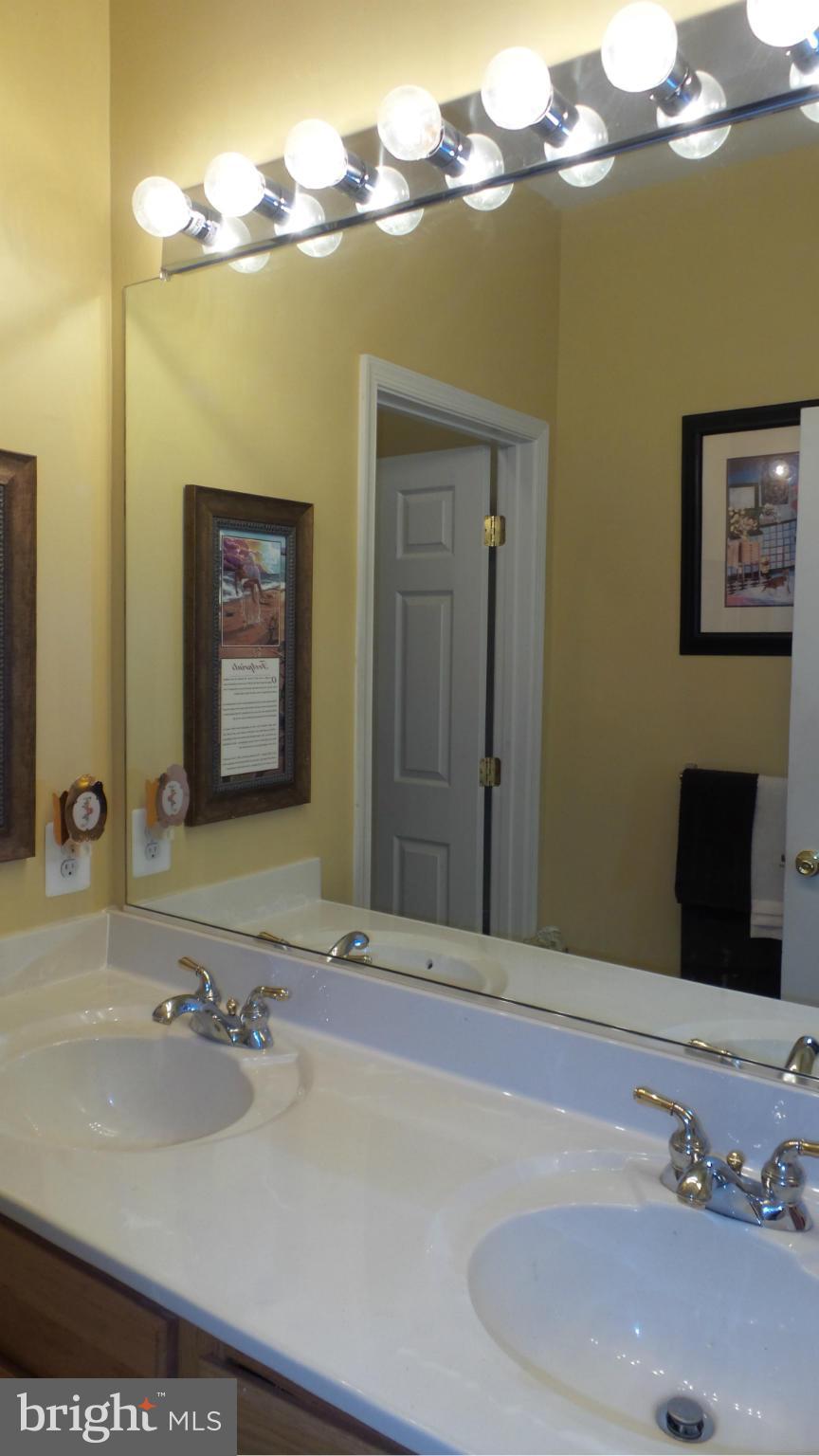 VILLAS AT SNOWDEN OVERLOOK - Residential