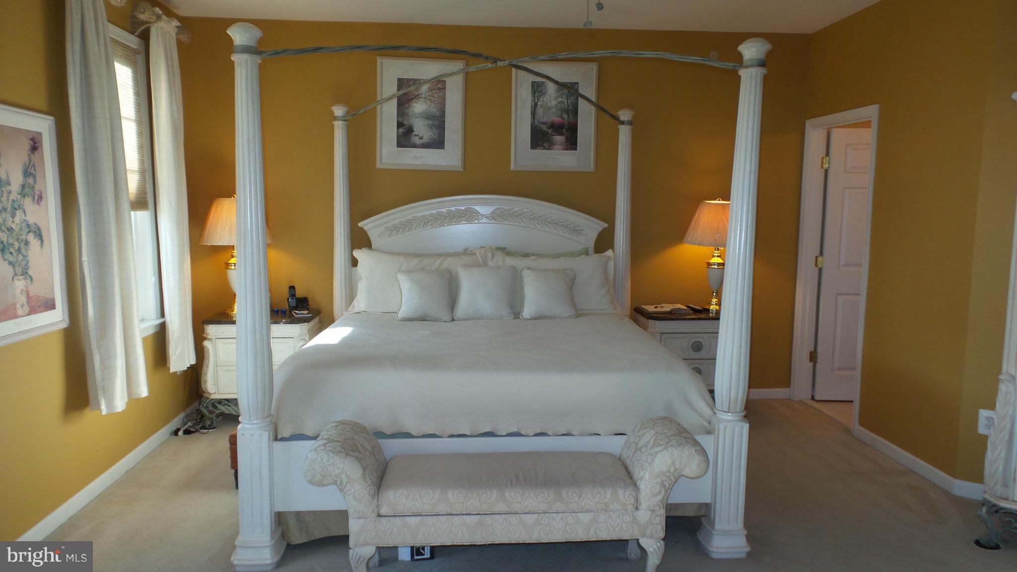 VILLAS AT SNOWDEN OVERLOOK - Residential