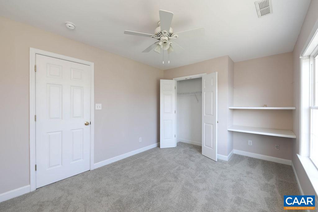 CHARLESTON PARK - Residential