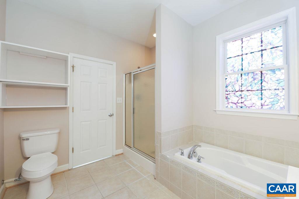 CHARLESTON PARK - Residential