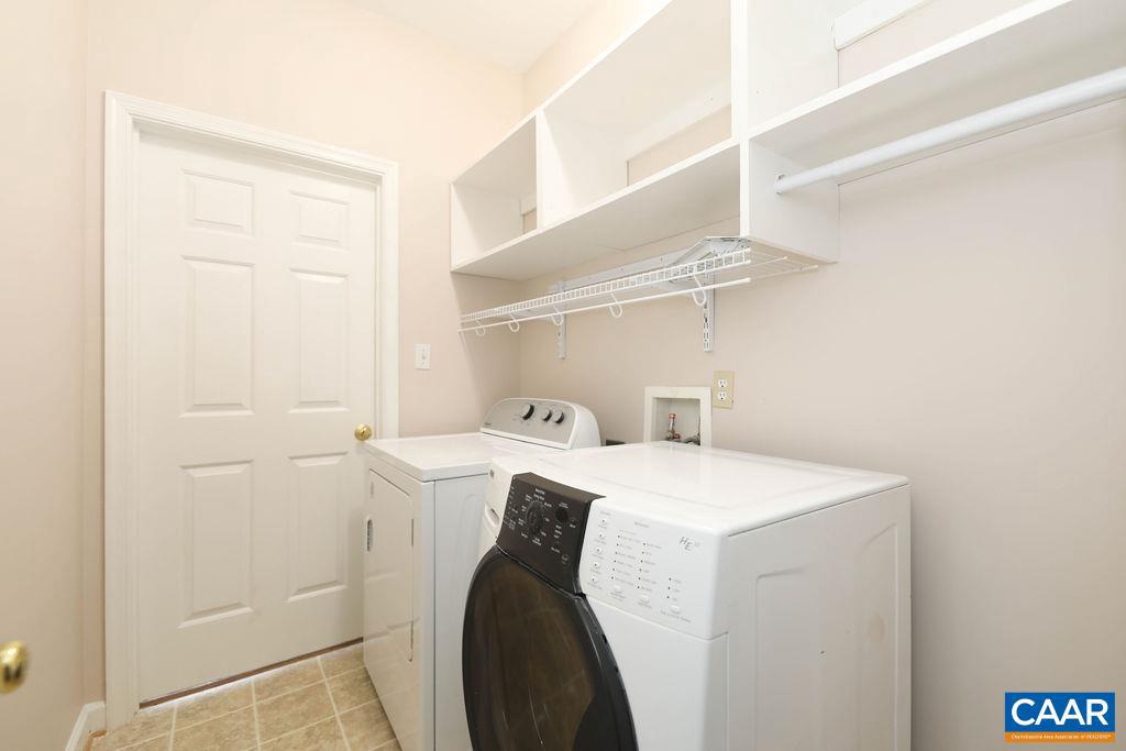 CHARLESTON PARK - Residential