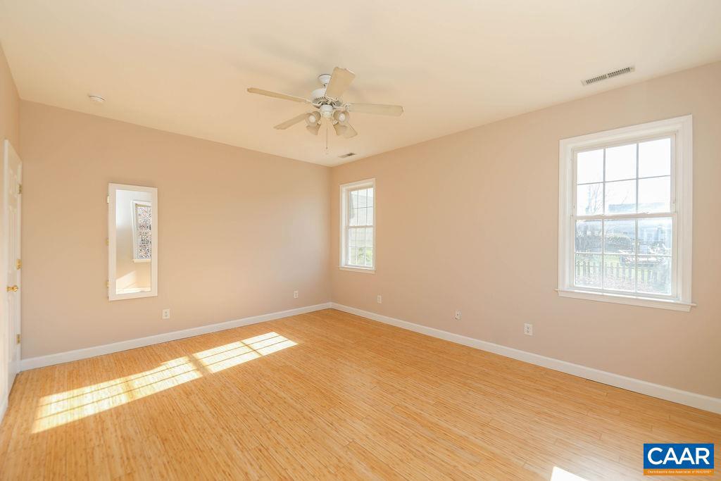 CHARLESTON PARK - Residential