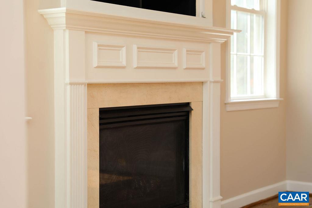 CHARLESTON PARK - Residential