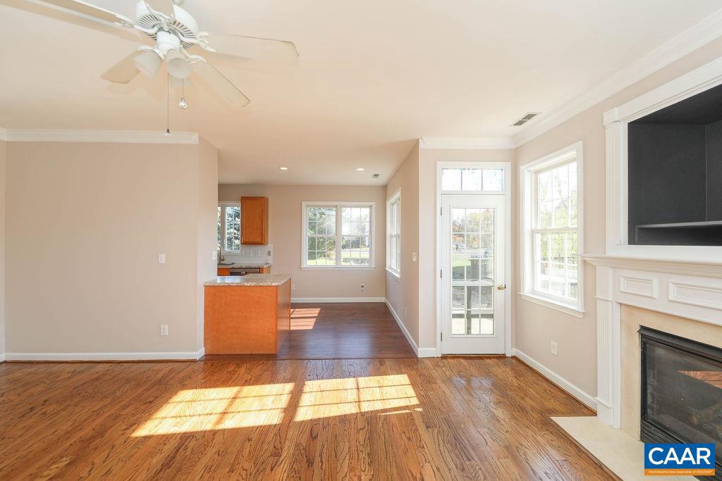 CHARLESTON PARK - Residential