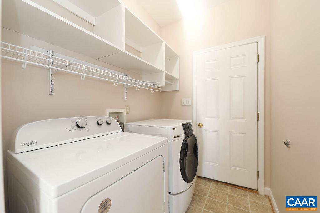 CHARLESTON PARK - Residential