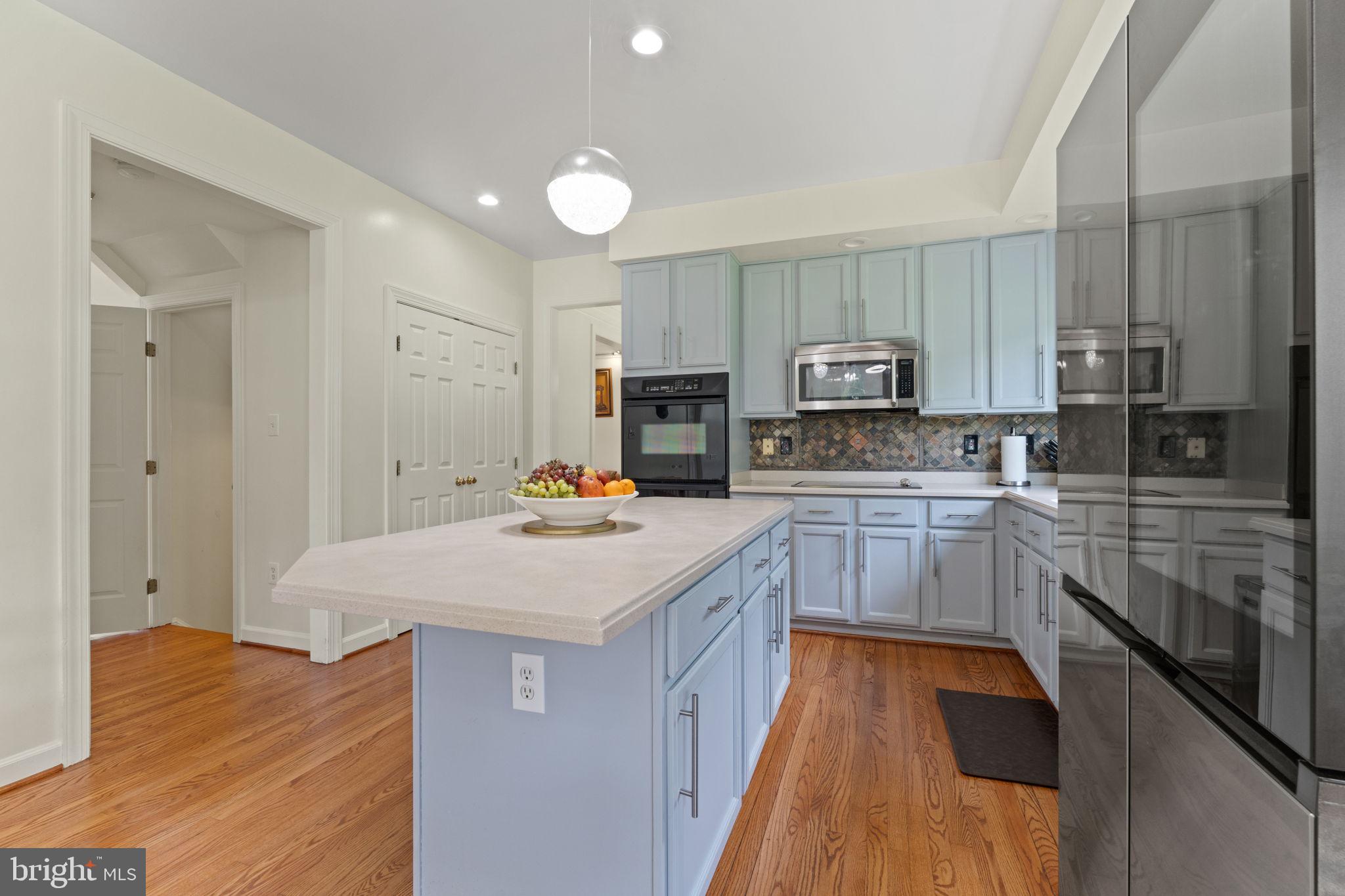 KINGS BRIDGE - Residential