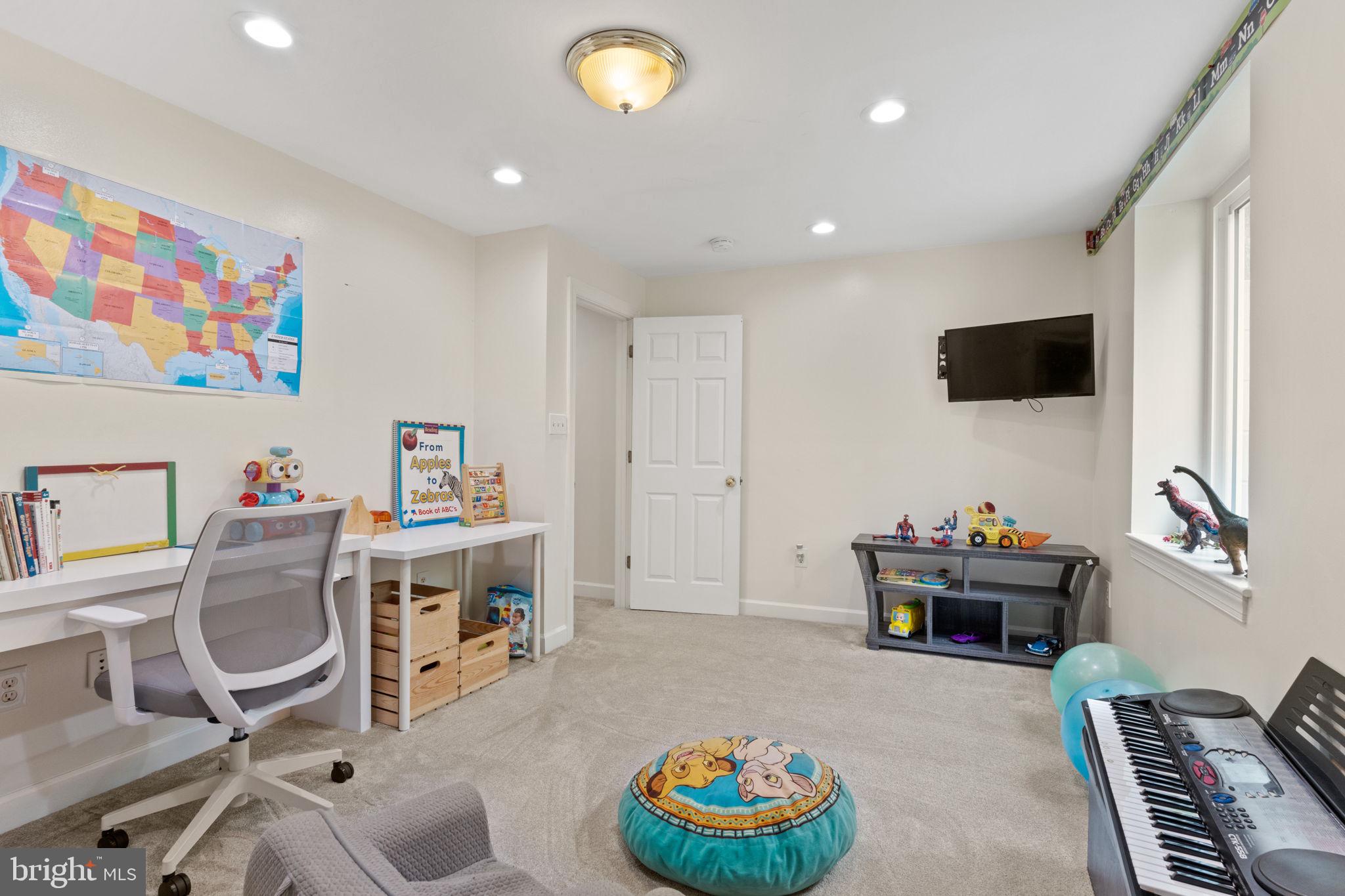 KINGS BRIDGE - Residential