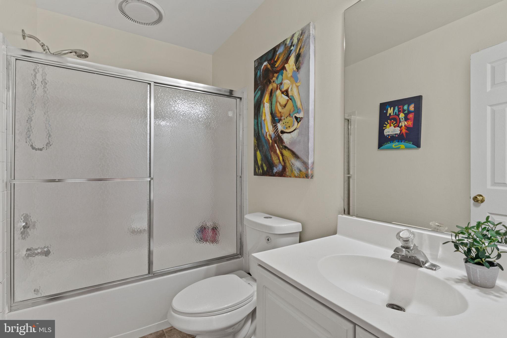 KINGS BRIDGE - Residential