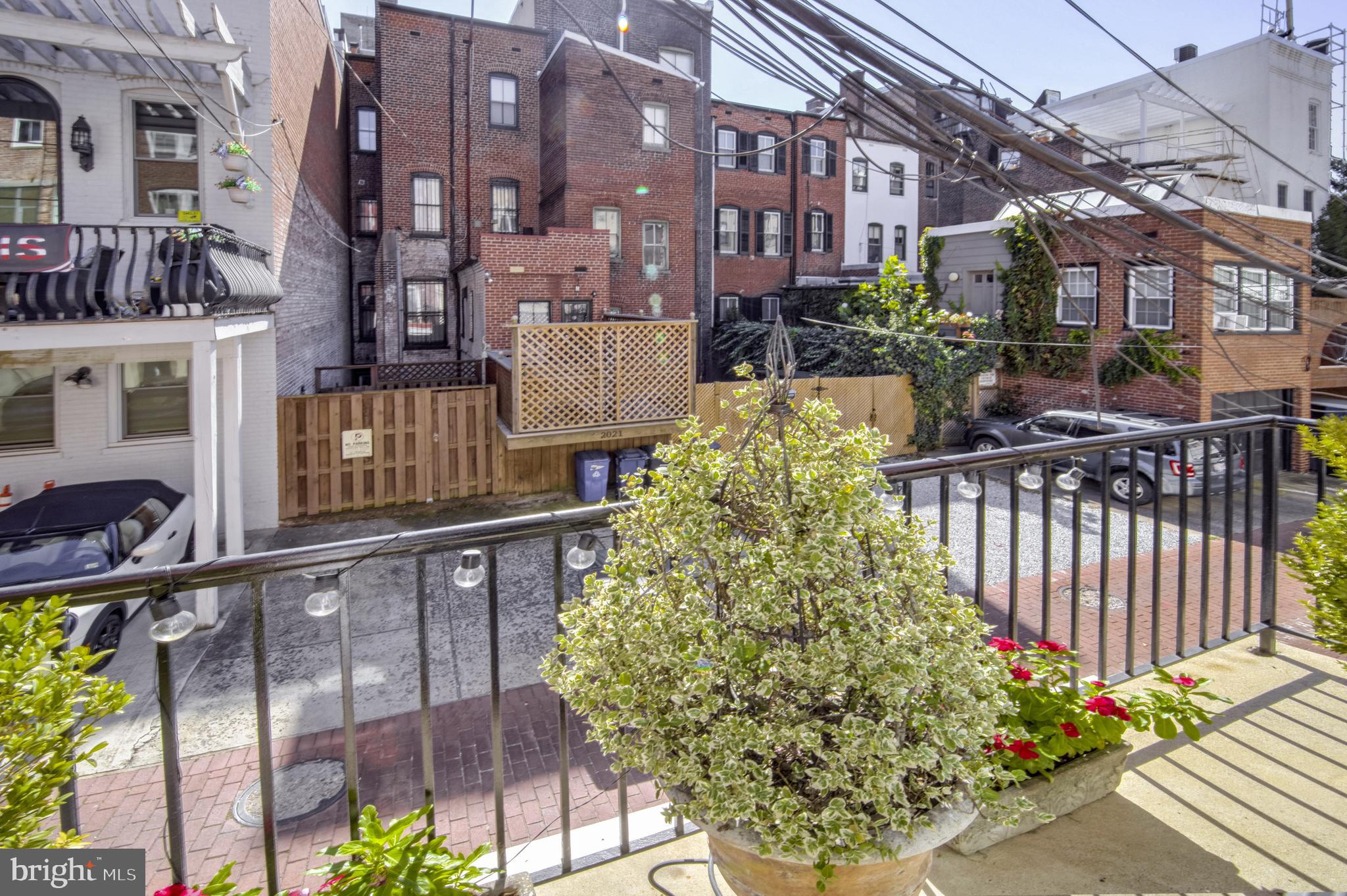 DUPONT - Residential