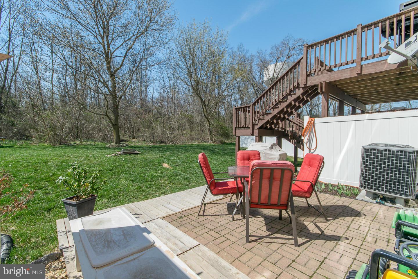 BROOKFIELD - Residential