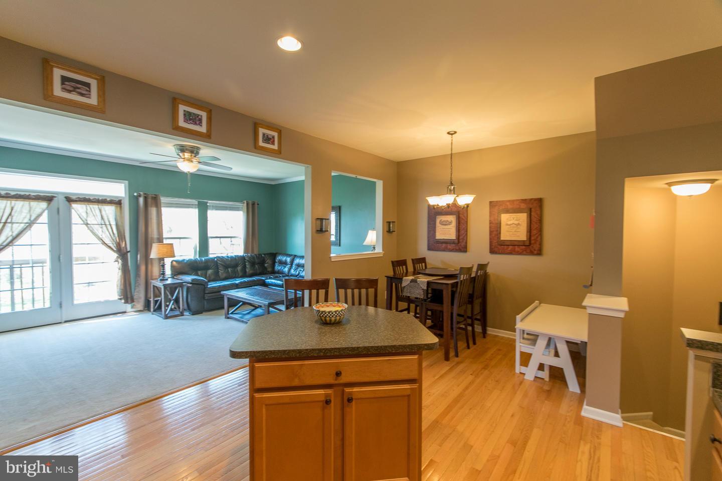 BROOKFIELD - Residential