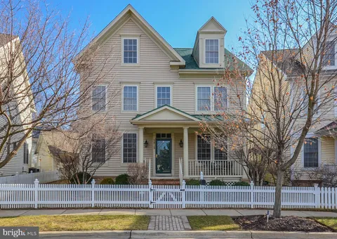 1023 Pleasant Circle, Rockville, MD MLS: MDMC2168896