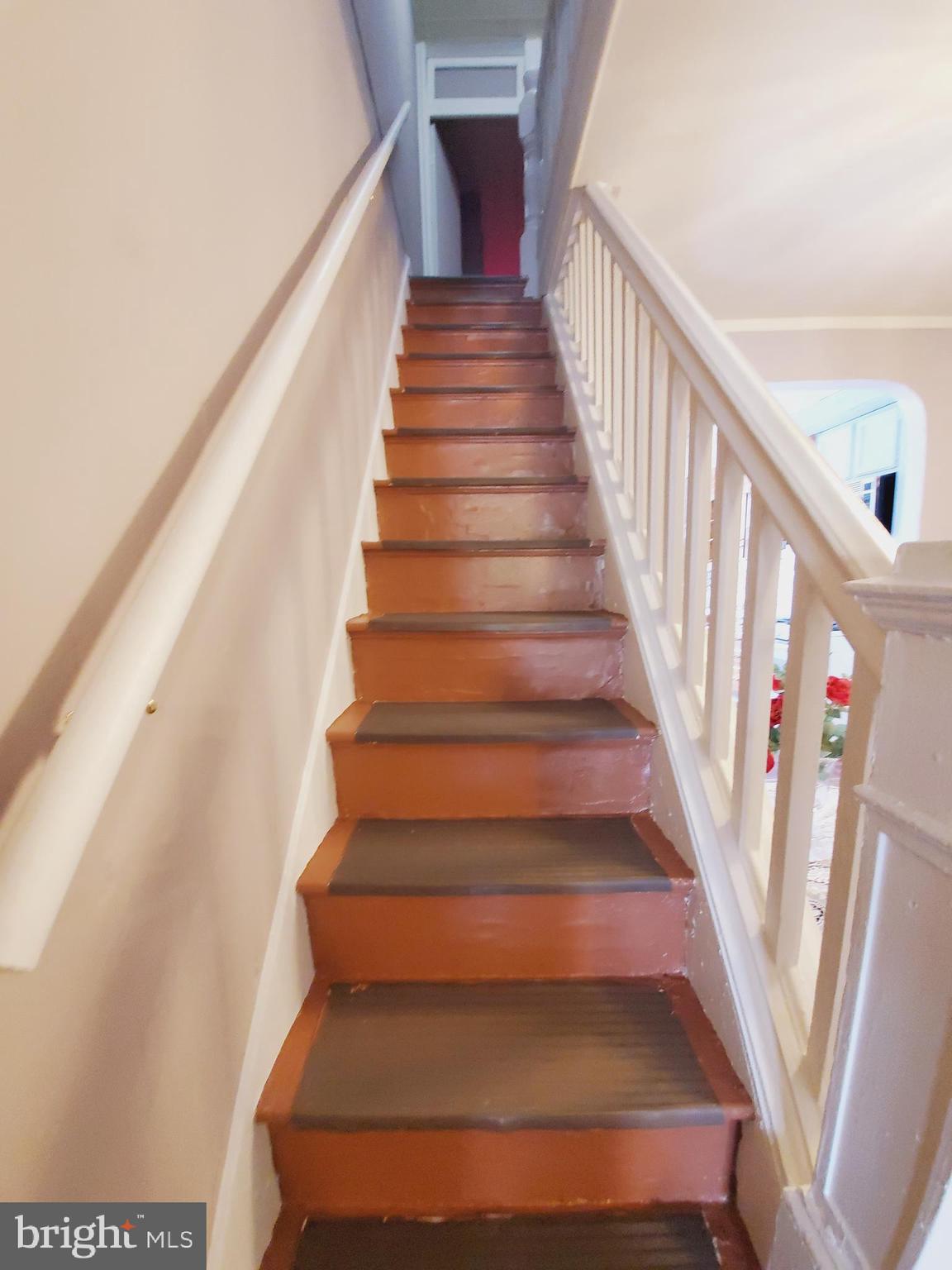 ELLWOOD PARK - Residential