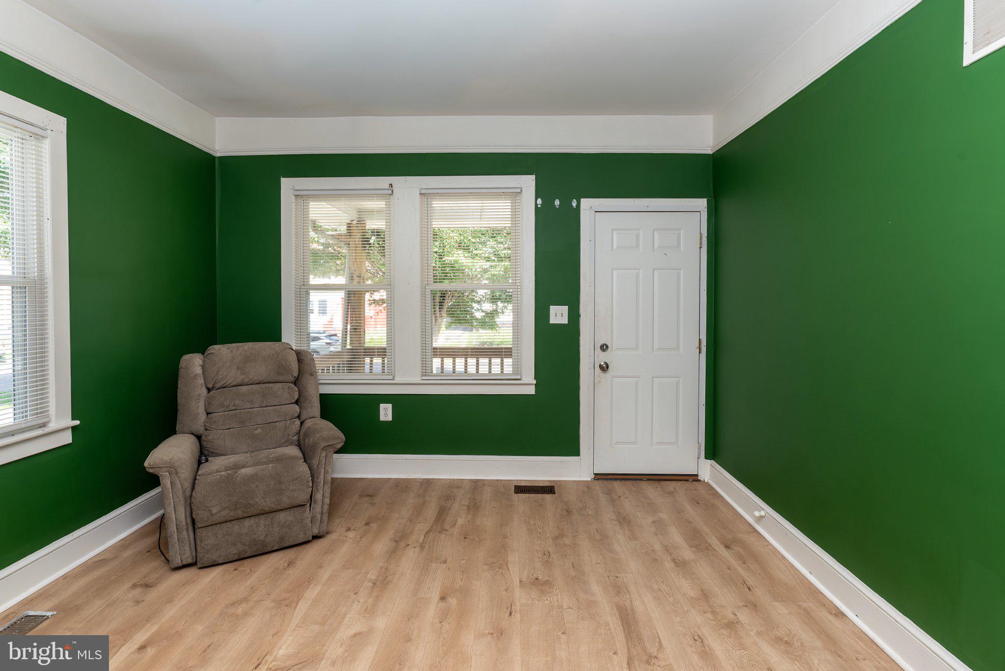733 E QUINCE STREET - Photo 4