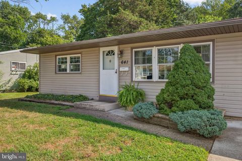 641 N COLES AVENUE MAPLE SHADE NJ 08052