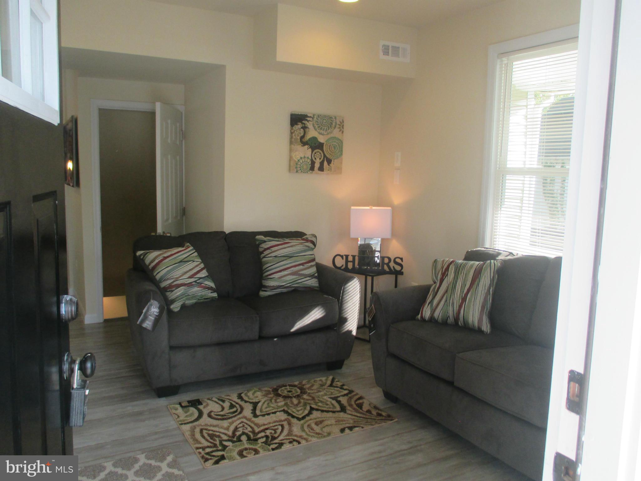 CAPITOL HEIGHTS - Residential